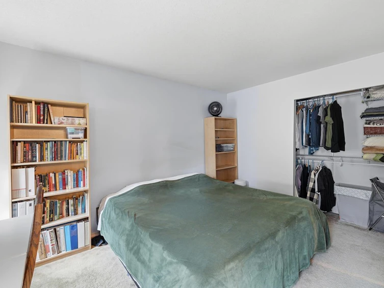 15318 87a Avenue, Surrey, BC, V3S 4Z9 - 12