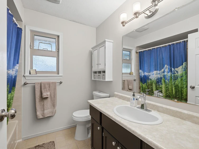 15318 87a Avenue, Surrey, BC, V3S 4Z9 - 21