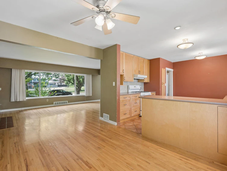 8406 12th Avenue, Burnaby, BC, V3N 2L6 - 10