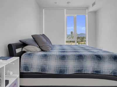 1106-7769 Park Crescent - 4