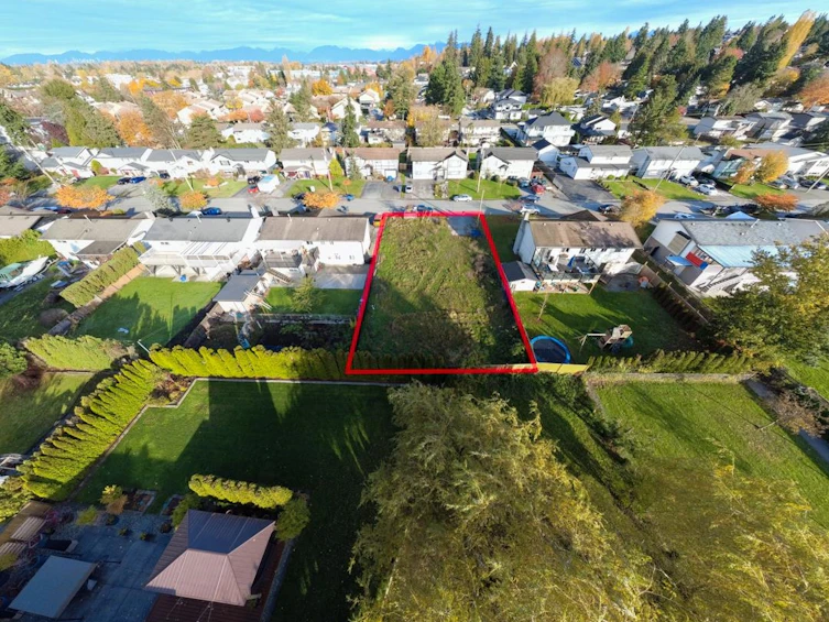 17884 57a Avenue, Surrey, BC, V3S 1J4 - 3