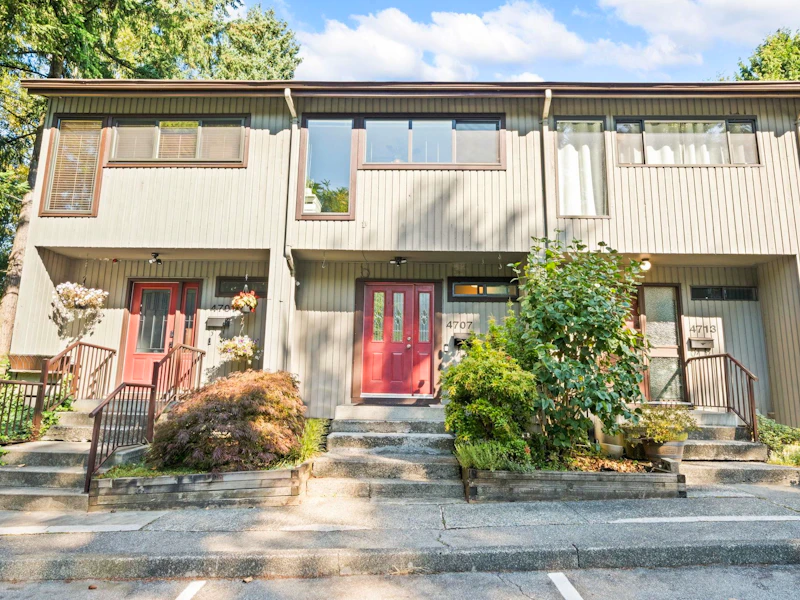 4707 Cedarglen Place, Burnaby BC V5G 4B6