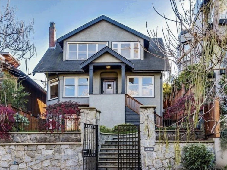 4580 W 1st Avenue, Vancouver, BC, V6R 1H8