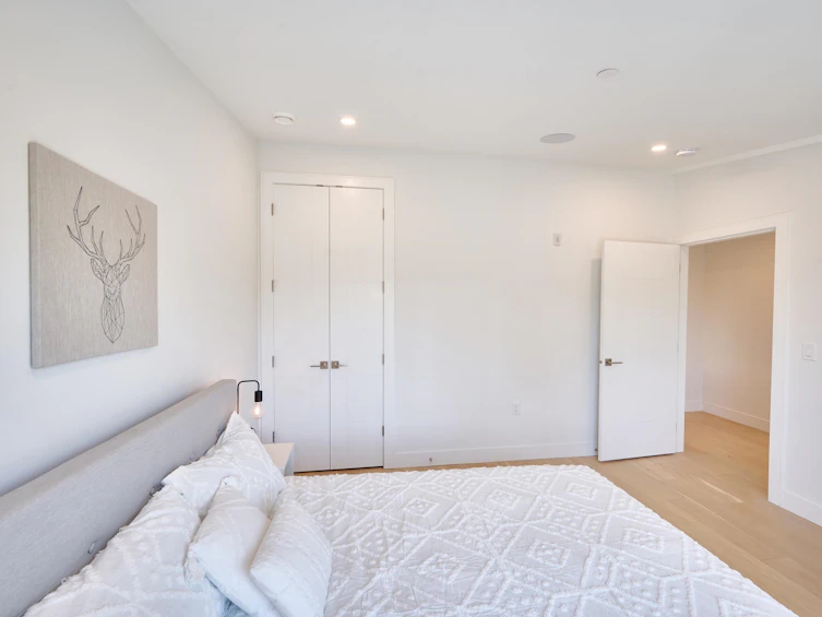 810 E 51st Avenue, Vancouver, BC, V5X 1E5 - 11
