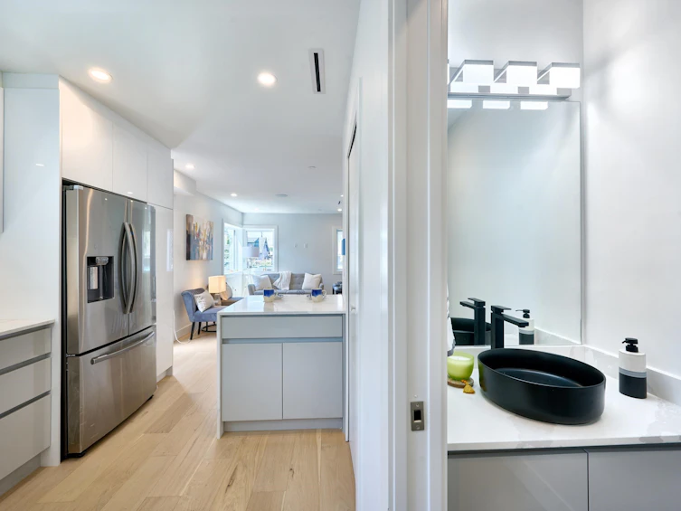 810 E 51st Avenue, Vancouver, BC, V5X 1E5 - 7