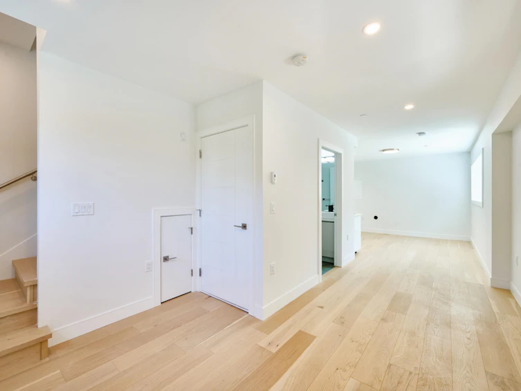 810 E 51st Avenue, Vancouver, BC, V5X 1E5 - 13