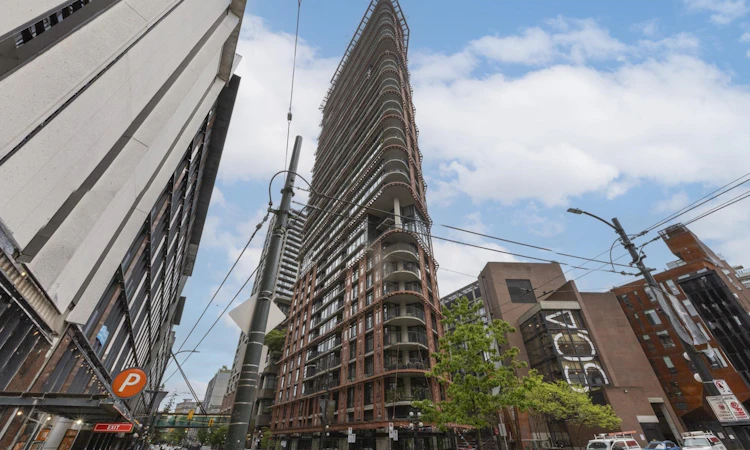 2605-128 W Cordova Street