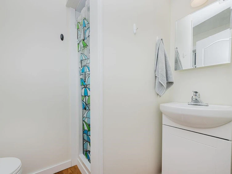 1498 Tideview Road, Gibsons, BC, V0N 1V6 - 16