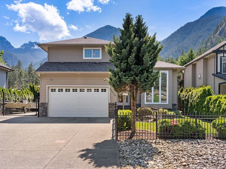 20074 Birch Place, Hope, BC, V0X 1L2 - 2