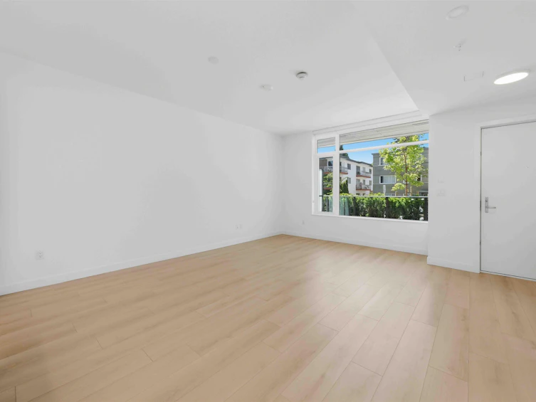 4237 Maywood Street, Burnaby, BC, V5H 0L3 - 5