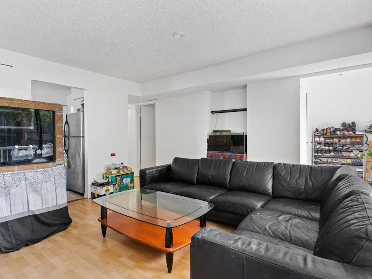 6632 Canada Way, Burnaby, BC, V5E 3P7 - 27