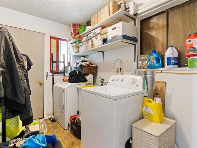6632 Canada Way, Burnaby, BC, V5E 3P7 - 18