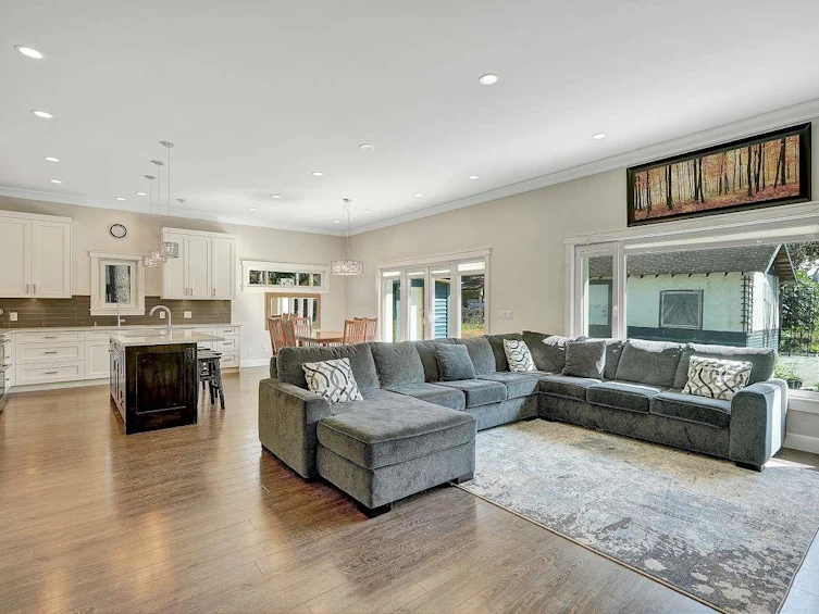 20210 28 Avenue, Langley, BC, V2Z 2B9 - 2