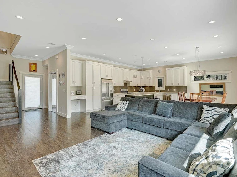 20210 28 Avenue, Langley, BC, V2Z 2B9 - 3