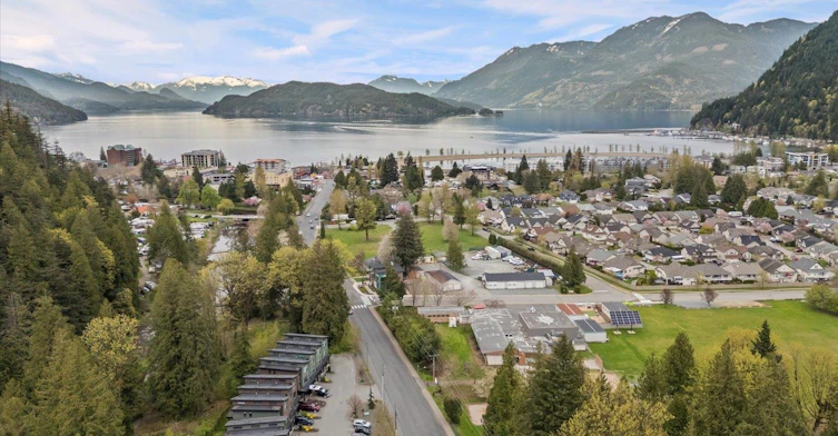 231 Spruce Street, Harrison Hot Springs, BC, V0M 1K0 - 23