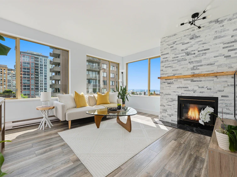 606-137 W 17 Street, North Vancouver, BC, V7M 1V5 - 2