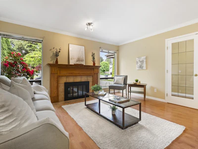 8068 161a Street - 3