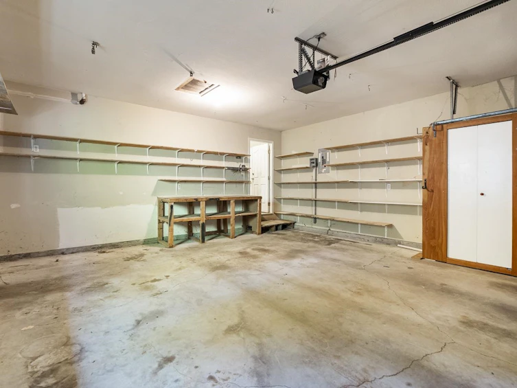 8068 161a Street, Surrey, BC, V3S 8B5 - 32