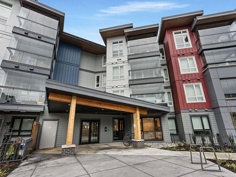 114-13788 76 Avenue, Surrey, BC, V3W 3V9 - 23