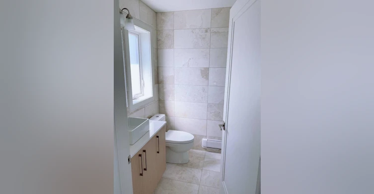 5000 Carnarvon Street, Vancouver, BC, V6N 2M5 - 5
