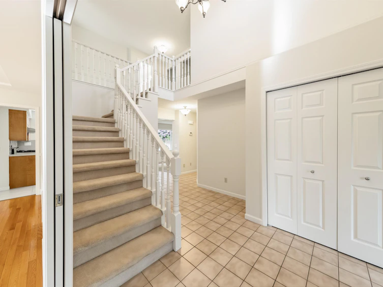 14816 20a Avenue, Surrey, BC, V4A 8L3 - 5