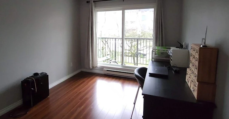1050 Howie Avenue, Coquitlam, BC, V3J 1T6 - 3