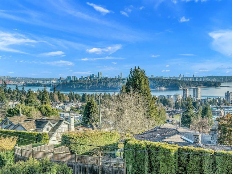 2234 Palmerston Avenue, West Vancouver, BC, V7V 2V8 - 12