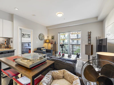 13768 108 Avenue - 5