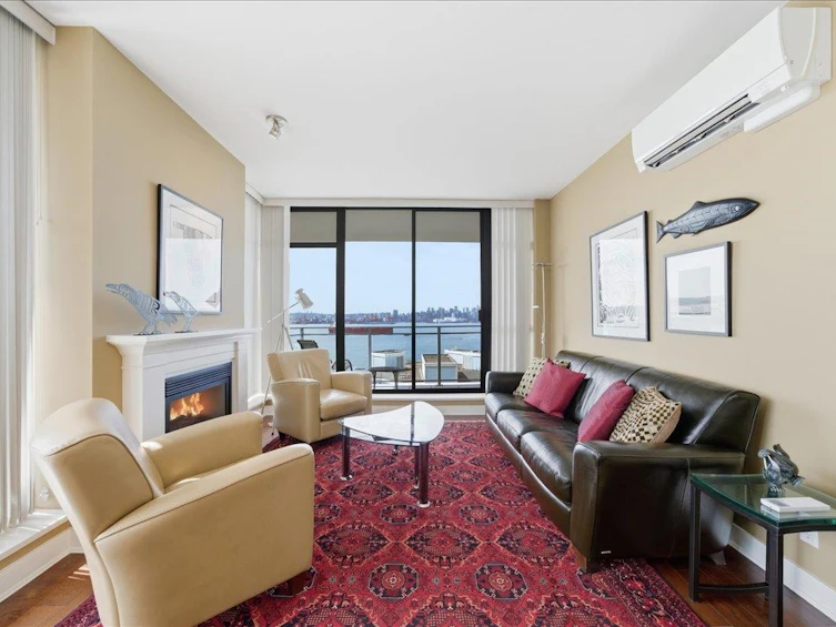 1601-155 W 1st Street, North Vancouver, BC, V7M 3N8 - 9