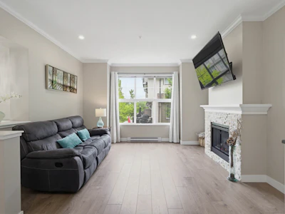 41-8089 209 Street - 5