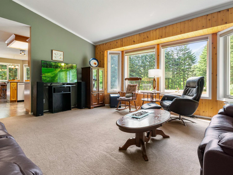 36110 Trans Canada Highway, Yale, BC, V0K 2S1 - 4