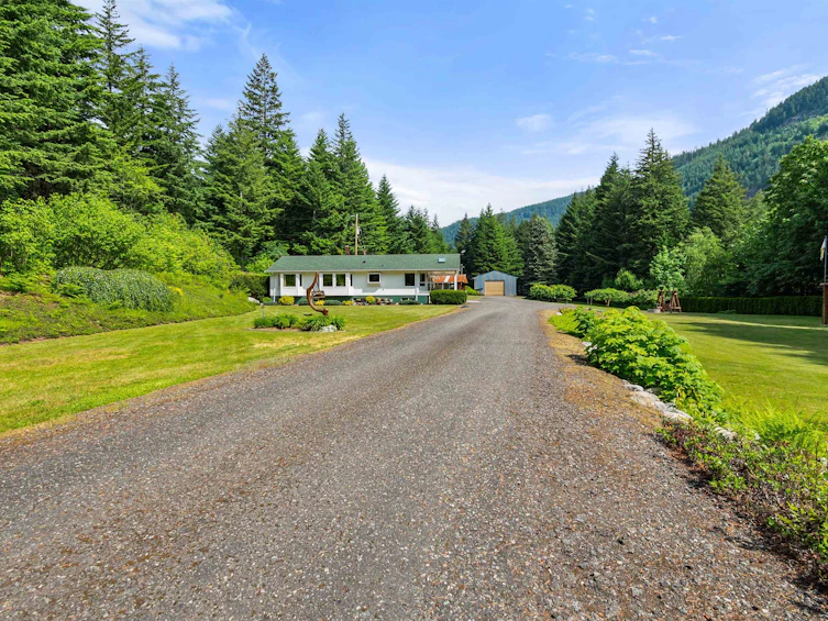 36110 Trans Canada Highway, Yale, BC, V0K 2S1 - 35