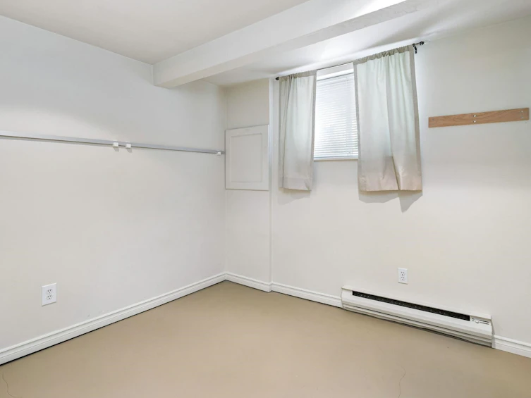 2211 Parker Street, Vancouver, BC, V5L 2L8 - 30