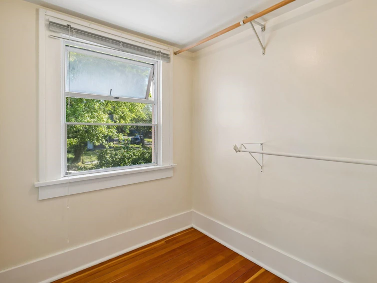 2211 Parker Street, Vancouver, BC, V5L 2L8 - 24