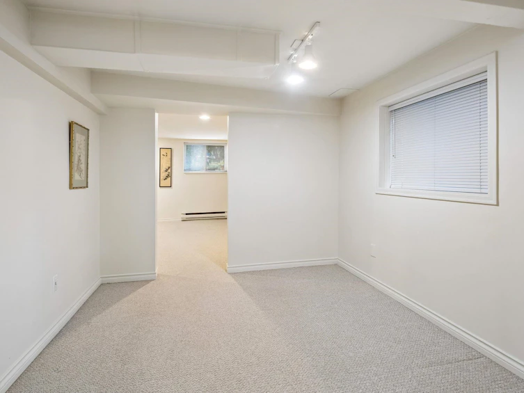 2211 Parker Street, Vancouver, BC, V5L 2L8 - 26
