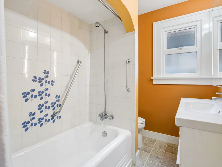2211 Parker Street, Vancouver, BC, V5L 2L8 - 19