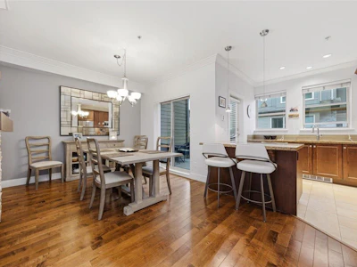24-897 Premier Street - 4