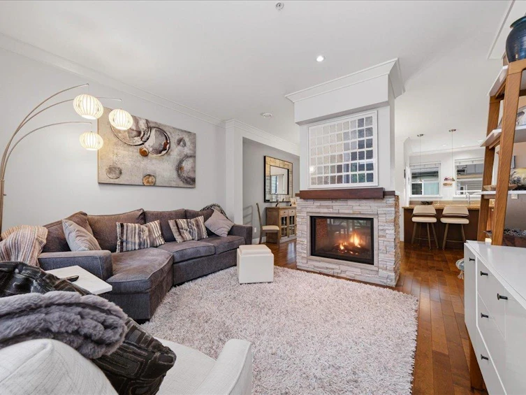 24-897 Premier Street, North Vancouver, BC, V7J 2G7 - 10