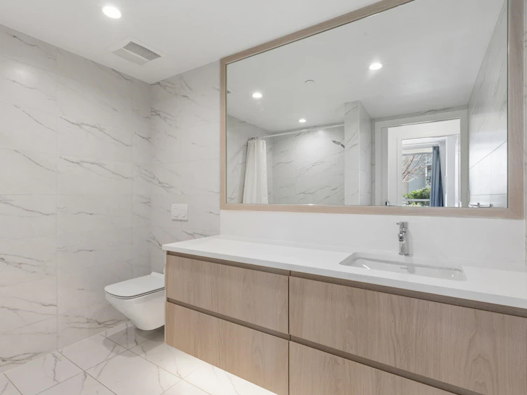208-177 W 3rd Street, North Vancouver, BC, V7M 0G5 - 19