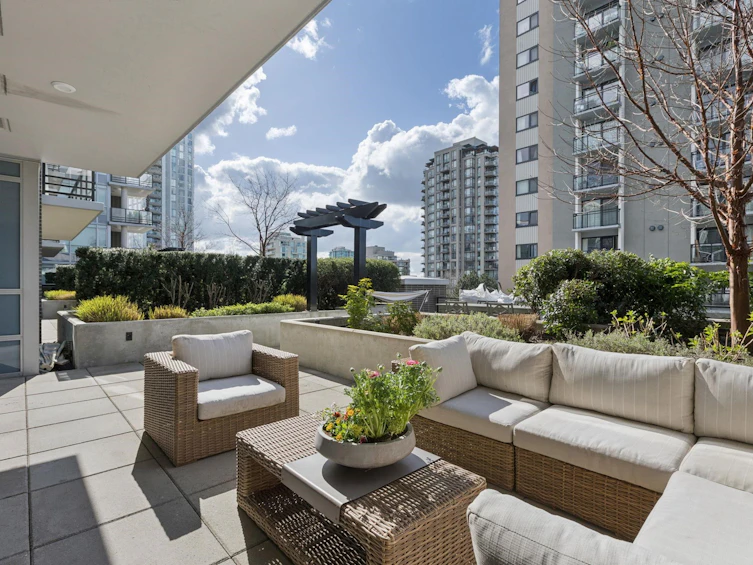 208-177 W 3rd Street, North Vancouver, BC, V7M 0G5 - 11