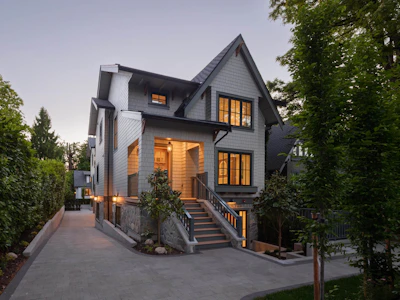 5591 Mackenzie Street - 2