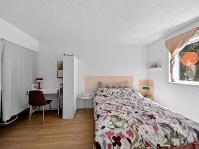 105-8700 Ackroyd Road - 5