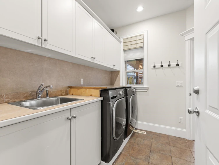 15963 Devonshire Drive, Surrey, BC, V3Z 0M2 - 28