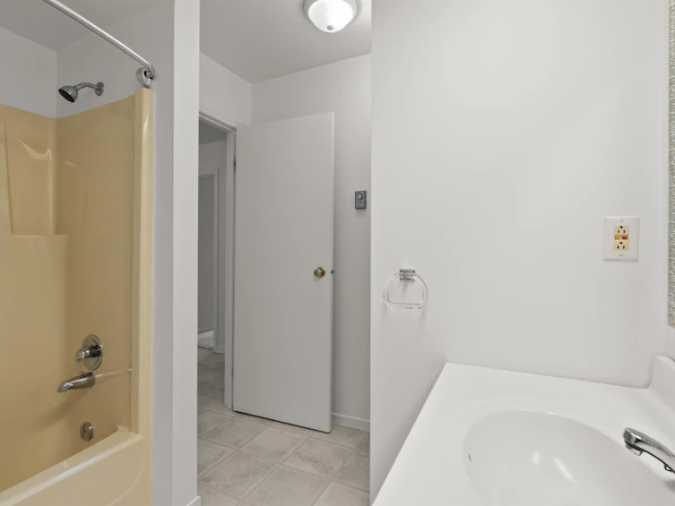 256-1440 Garden Place, Delta, BC, V4M 3Z2 - 26