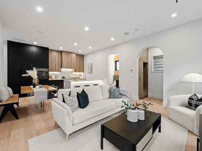 2-5034 Granville Street - 4