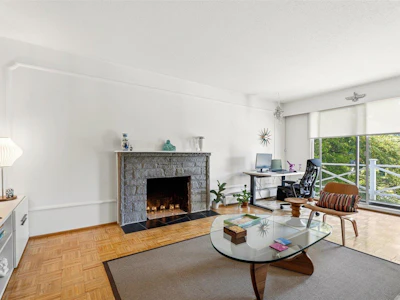 5-140 E 20th Street - 4