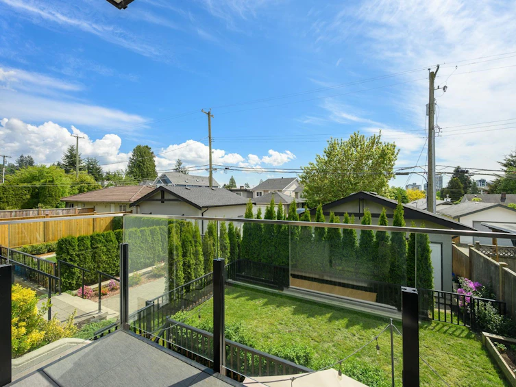 3-215 E 21st Street, North Vancouver, BC, V7L 3B7 - 30