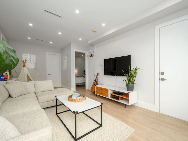 3-215 E 21st Street, North Vancouver, BC, V7L 3B7 - 27