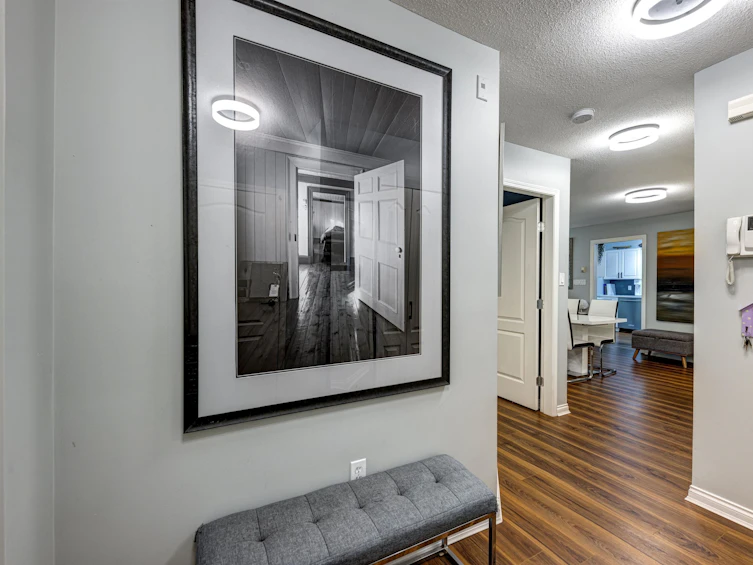 412-2059 Chesterfield Avenue, North Vancouver, BC, V7M 2P4 - 2