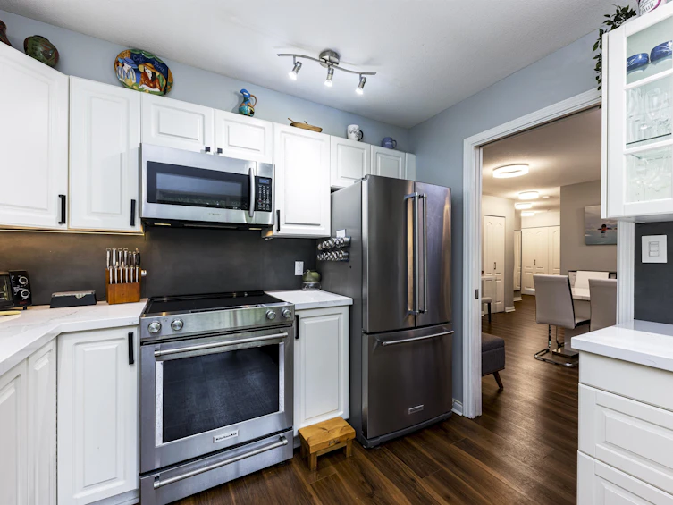 412-2059 Chesterfield Avenue, North Vancouver, BC, V7M 2P4 - 8